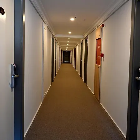 Roxx Royal Hotel 4*