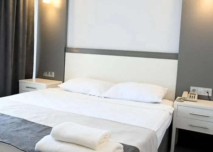 Roxx Royal Szálloda 4*