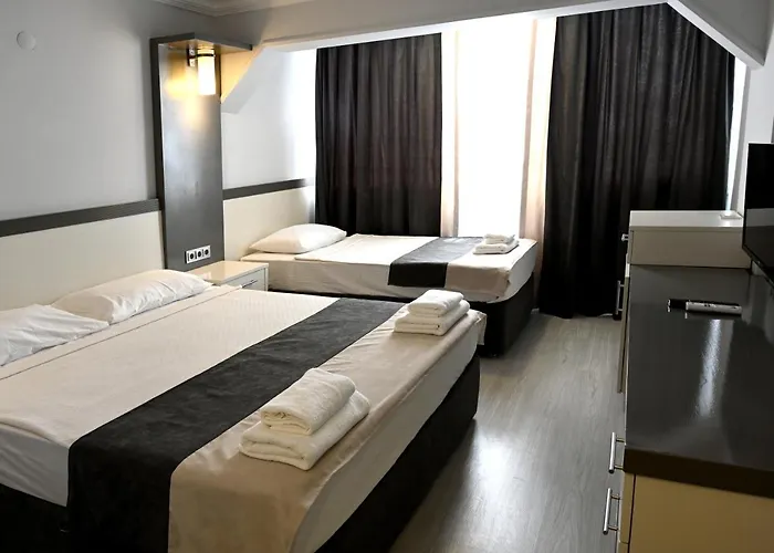 Roxx Royal Szálloda 4*
