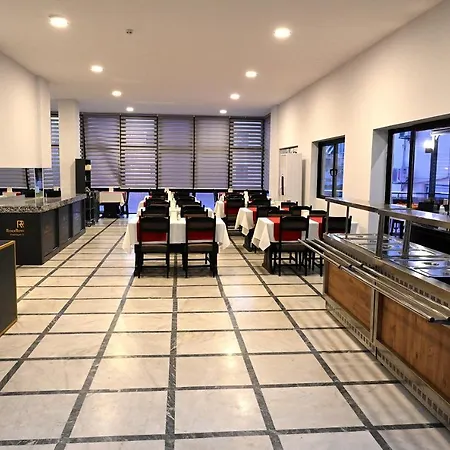 Szálloda Roxx Royal 4*