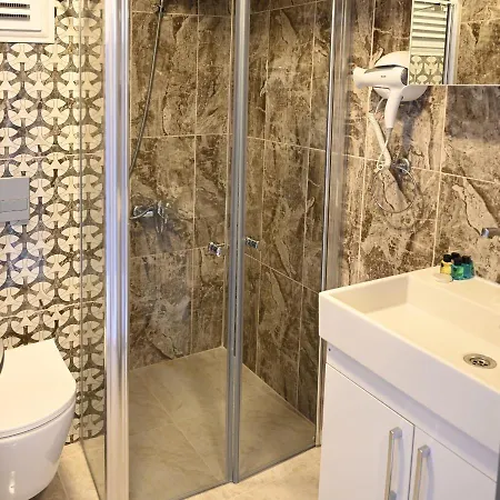 Roxx Royal Ξενοδοχείο 4*