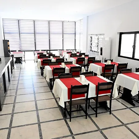 Hotell Roxx Royal 4*